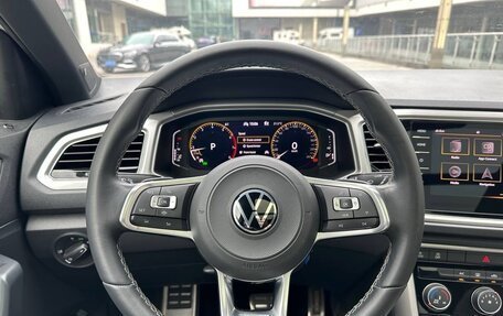 Volkswagen T-Roc I, 2021 год, 2 150 000 рублей, 10 фотография