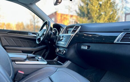 Mercedes-Benz GL-Класс, 2015 год, 4 200 000 рублей, 19 фотография