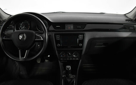 Skoda Rapid I, 2018 год, 1 350 000 рублей, 11 фотография