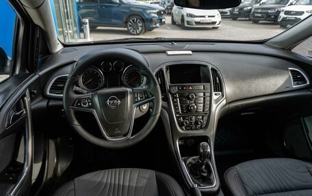 Opel Astra J, 2013 год, 849 000 рублей, 6 фотография