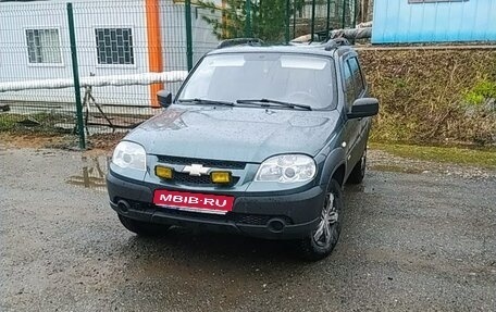 Chevrolet Niva I рестайлинг, 2012 год, 550 000 рублей, 1 фотография