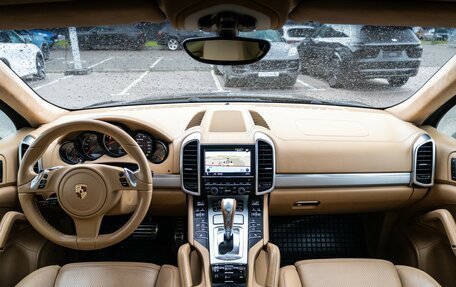 Porsche Cayenne III, 2012 год, 2 898 000 рублей, 17 фотография