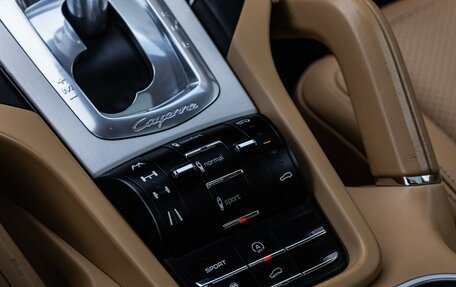 Porsche Cayenne III, 2012 год, 2 898 000 рублей, 23 фотография