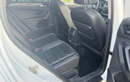 Volkswagen Tiguan II, 2018 год, 3 250 000 рублей, 16 фотография