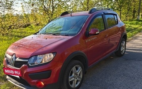 Renault Sandero II рестайлинг, 2016 год, 960 000 рублей, 2 фотография