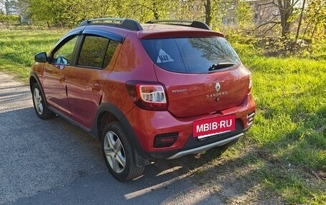 Renault Sandero II рестайлинг, 2016 год, 960 000 рублей, 11 фотография