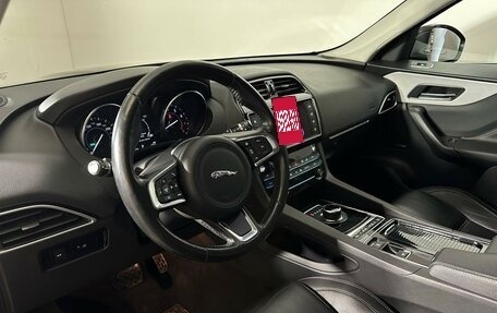 Jaguar F-Pace, 2017 год, 2 917 600 рублей, 6 фотография