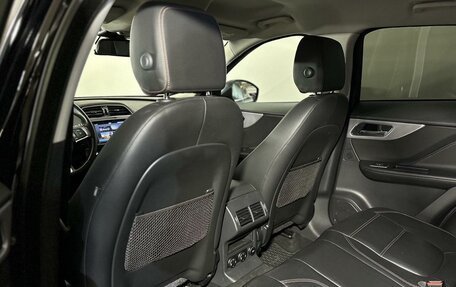 Jaguar F-Pace, 2017 год, 2 917 600 рублей, 25 фотография