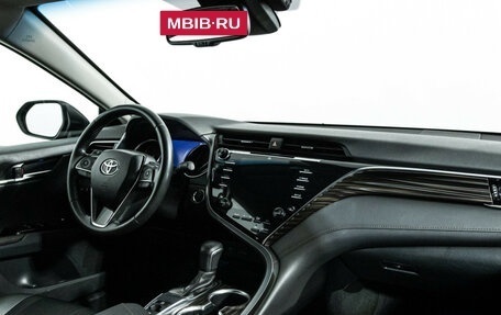 Toyota Camry, 2020 год, 3 159 898 рублей, 9 фотография