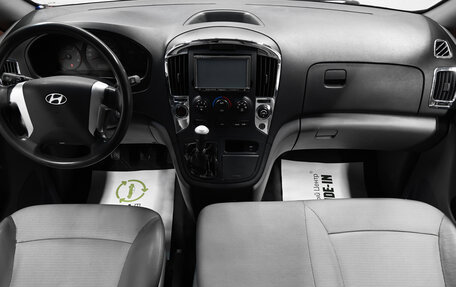 Hyundai Grand Starex Grand Starex I рестайлинг 2, 2009 год, 895 000 рублей, 13 фотография