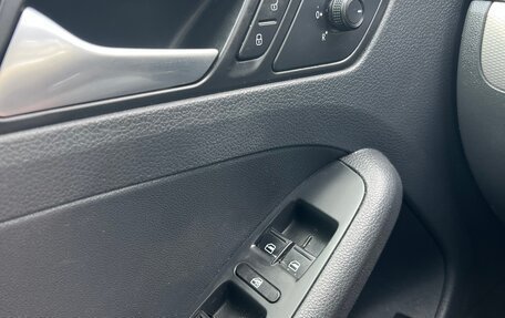 Volkswagen Jetta VI, 2016 год, 1 480 000 рублей, 12 фотография