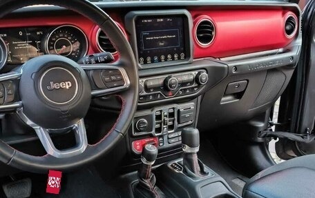 Jeep Wrangler, 2022 год, 5 500 000 рублей, 13 фотография