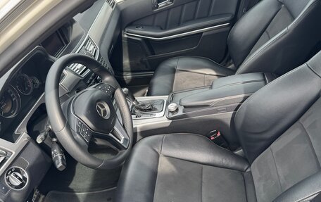 Mercedes-Benz E-Класс, 2011 год, 1 600 000 рублей, 21 фотография