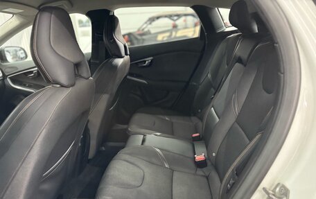 Volvo V40 II рестайлинг, 2013 год, 1 267 000 рублей, 19 фотография