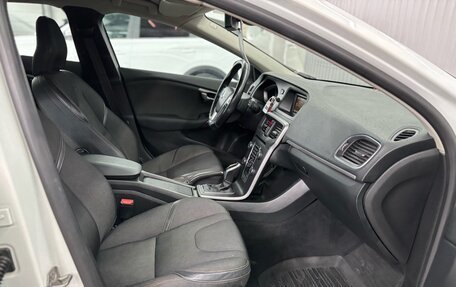 Volvo V40 II рестайлинг, 2013 год, 1 267 000 рублей, 21 фотография