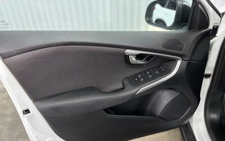 Volvo V40 II рестайлинг, 2013 год, 1 267 000 рублей, 22 фотография