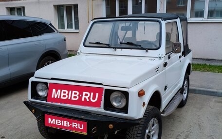 Suzuki Samurai, 1984 год, 370 000 рублей, 1 фотография