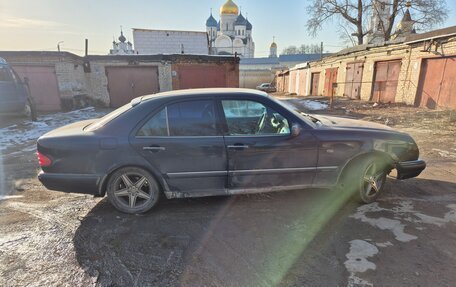 Mercedes-Benz E-Класс, 1997 год, 420 000 рублей, 8 фотография