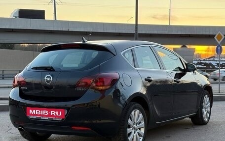 Opel Astra J, 2010 год, 750 000 рублей, 2 фотография