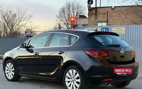 Opel Astra J, 2010 год, 750 000 рублей, 3 фотография