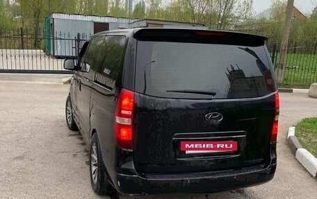 Hyundai Grand Starex Grand Starex I рестайлинг 2, 2008 год, 1 300 000 рублей, 3 фотография