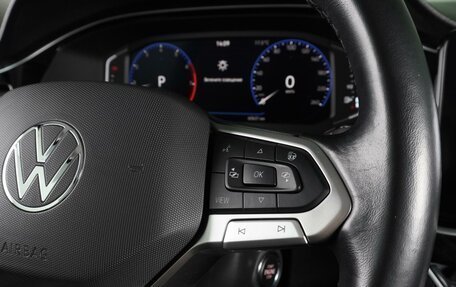 Volkswagen Polo VI (EU Market), 2021 год, 2 300 000 рублей, 18 фотография