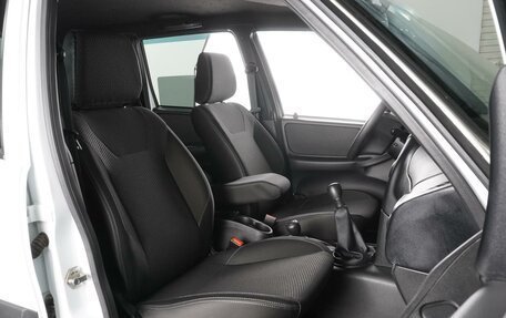 Chevrolet Niva I рестайлинг, 2019 год, 999 000 рублей, 8 фотография