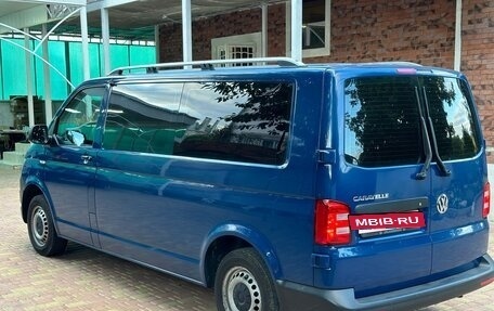 Volkswagen Caravelle T6 рестайлинг, 2018 год, 3 300 000 рублей, 4 фотография