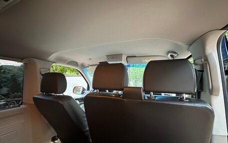 Volkswagen Caravelle T6 рестайлинг, 2018 год, 3 300 000 рублей, 20 фотография