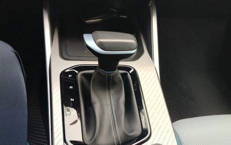 Geely Emgrand, 2023 год, 1 970 000 рублей, 2 фотография