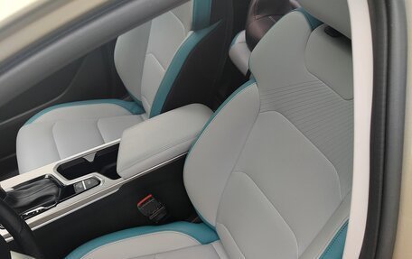 Geely Emgrand, 2023 год, 1 970 000 рублей, 11 фотография