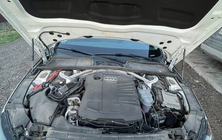 Audi A4, 2019 год, 2 850 000 рублей, 9 фотография