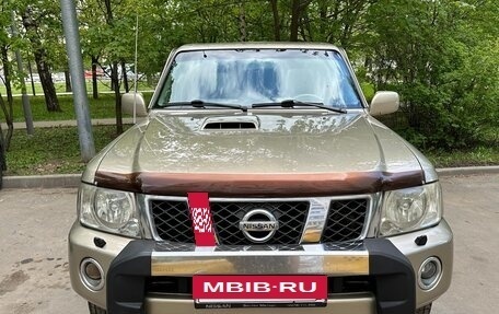 Nissan Patrol, 2005 год, 1 950 000 рублей, 2 фотография