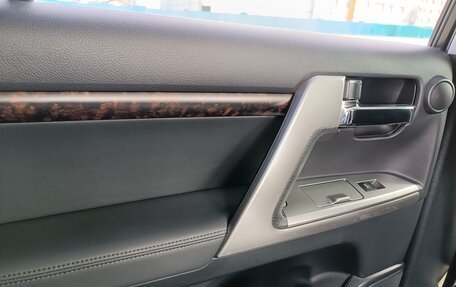 Toyota Land Cruiser 200, 2012 год, 4 100 000 рублей, 9 фотография