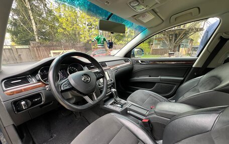 Skoda Superb III рестайлинг, 2013 год, 1 400 000 рублей, 16 фотография