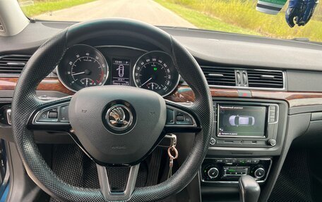 Skoda Superb III рестайлинг, 2013 год, 1 400 000 рублей, 21 фотография