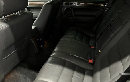 Volkswagen Touareg III, 2006 год, 999 000 рублей, 16 фотография