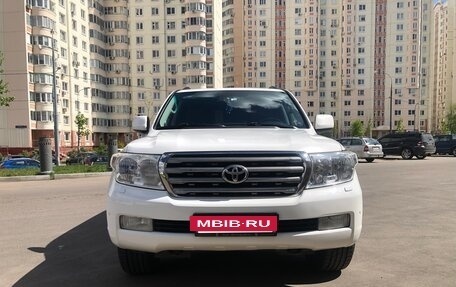 Toyota Land Cruiser 200, 2008 год, 3 050 000 рублей, 2 фотография