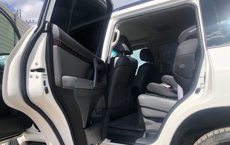 Toyota Land Cruiser 200, 2008 год, 3 050 000 рублей, 8 фотография