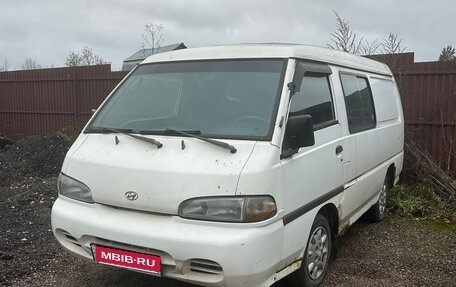 Hyundai H-1 II рестайлинг, 1997 год, 230 000 рублей, 1 фотография