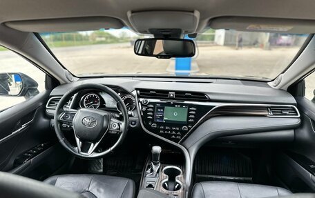 Toyota Camry, 2019 год, 2 550 000 рублей, 2 фотография