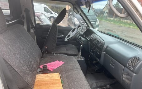 Hyundai H-1 II рестайлинг, 1997 год, 230 000 рублей, 9 фотография