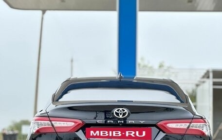 Toyota Camry, 2019 год, 2 550 000 рублей, 13 фотография