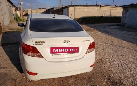 Hyundai Solaris II рестайлинг, 2013 год, 1 075 000 рублей, 3 фотография