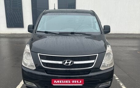 Hyundai Grand Starex Grand Starex I рестайлинг 2, 2010 год, 1 150 000 рублей, 3 фотография