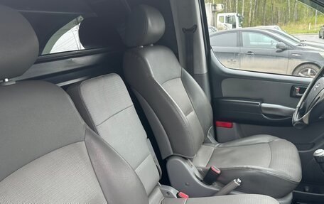 Hyundai Grand Starex Grand Starex I рестайлинг 2, 2010 год, 1 150 000 рублей, 11 фотография
