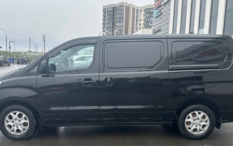 Hyundai Grand Starex Grand Starex I рестайлинг 2, 2010 год, 1 150 000 рублей, 14 фотография