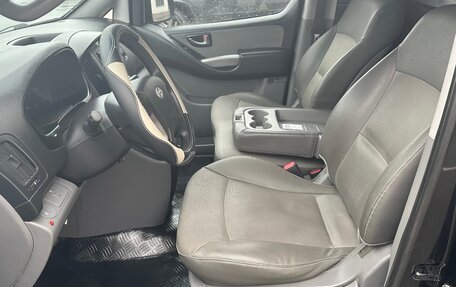 Hyundai Grand Starex Grand Starex I рестайлинг 2, 2010 год, 1 150 000 рублей, 19 фотография