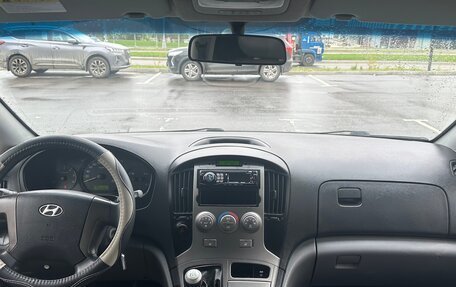 Hyundai Grand Starex Grand Starex I рестайлинг 2, 2010 год, 1 150 000 рублей, 24 фотография