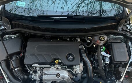 Opel Astra K, 2019 год, 1 600 000 рублей, 14 фотография